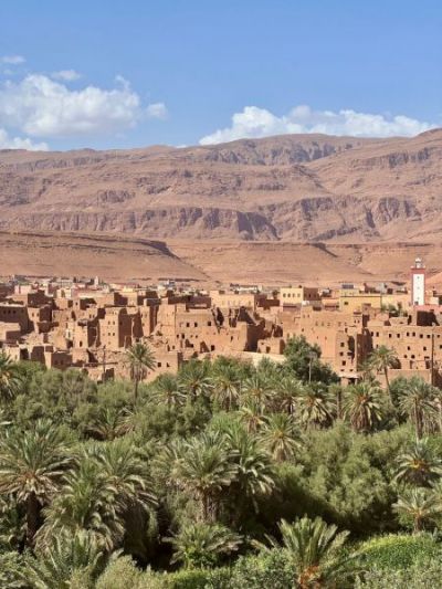 Bernadine Sheehan Cycling on the  tour with redspokes